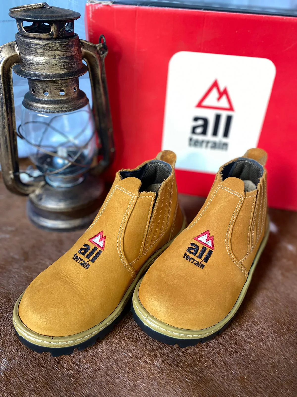 Botina All Terrain Ultra Leve
